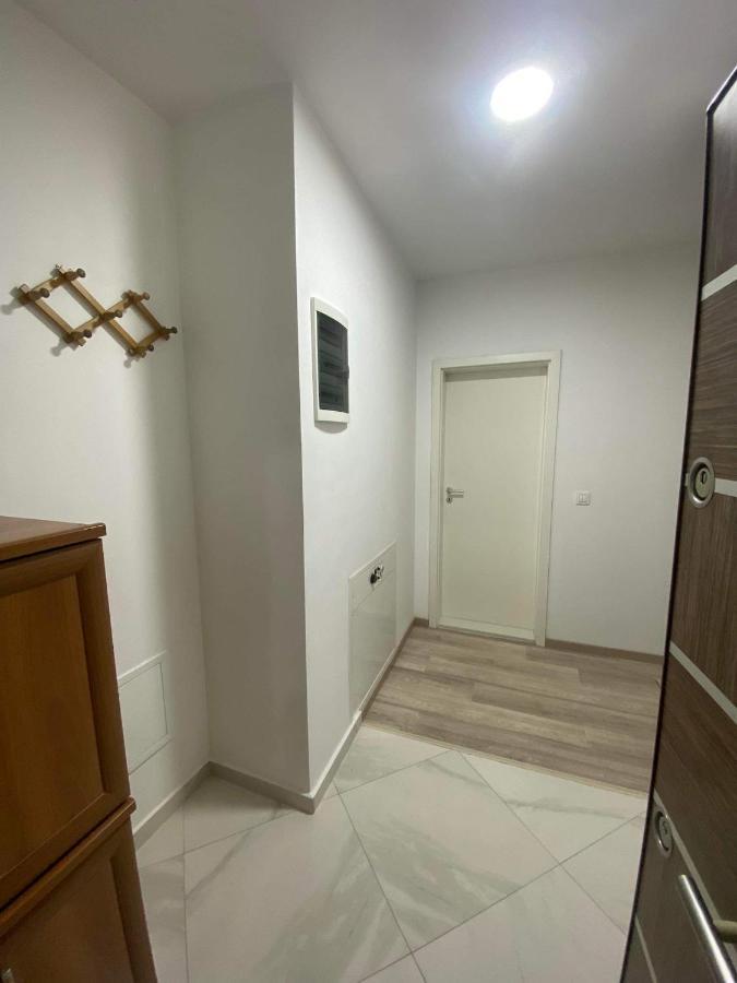 Private Apartments Prishtina Prishtinë Exterior photo